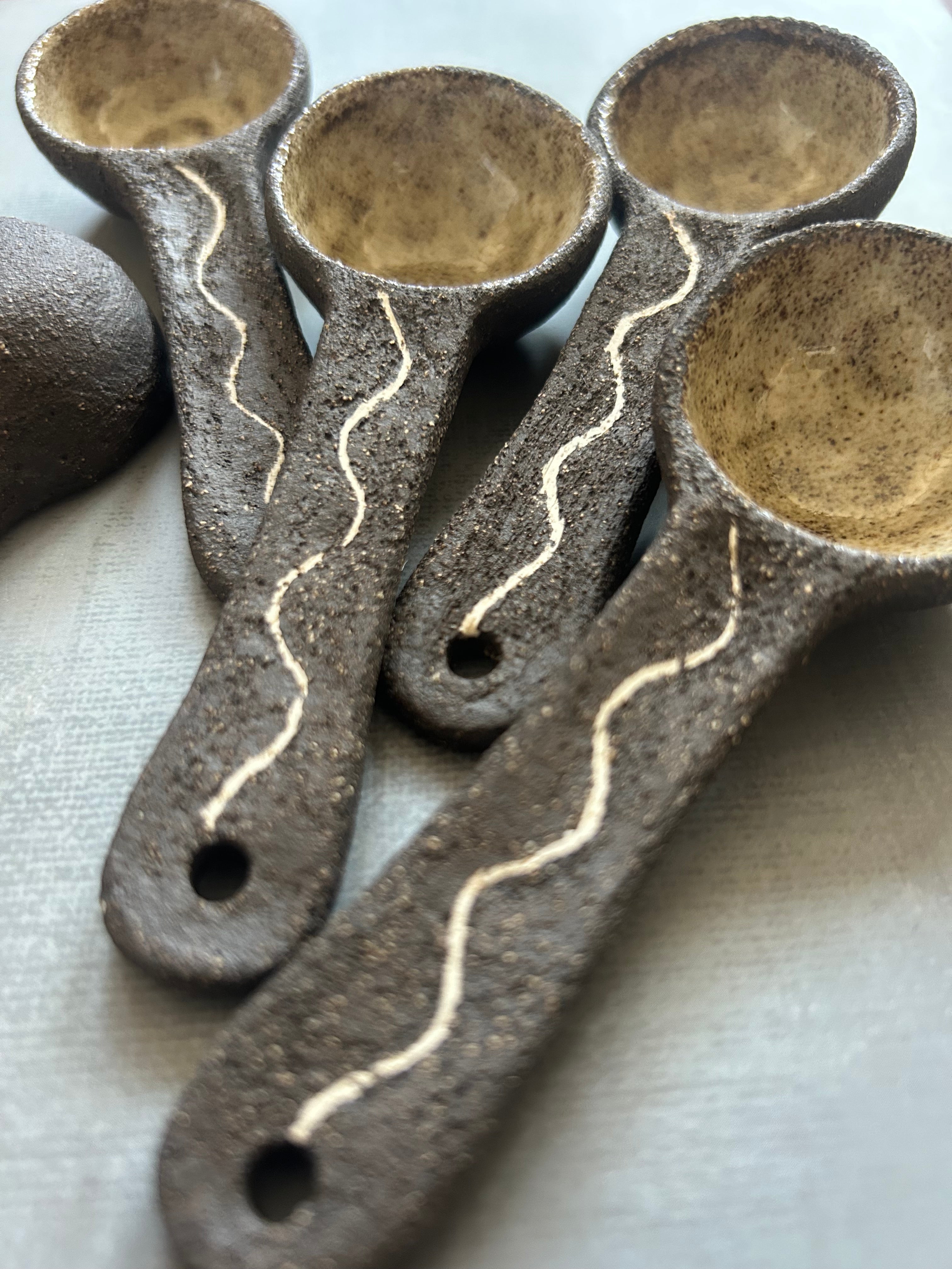 Ręcznie robiona ceramiczna łyżeczka – do kawy, soli i przypraw