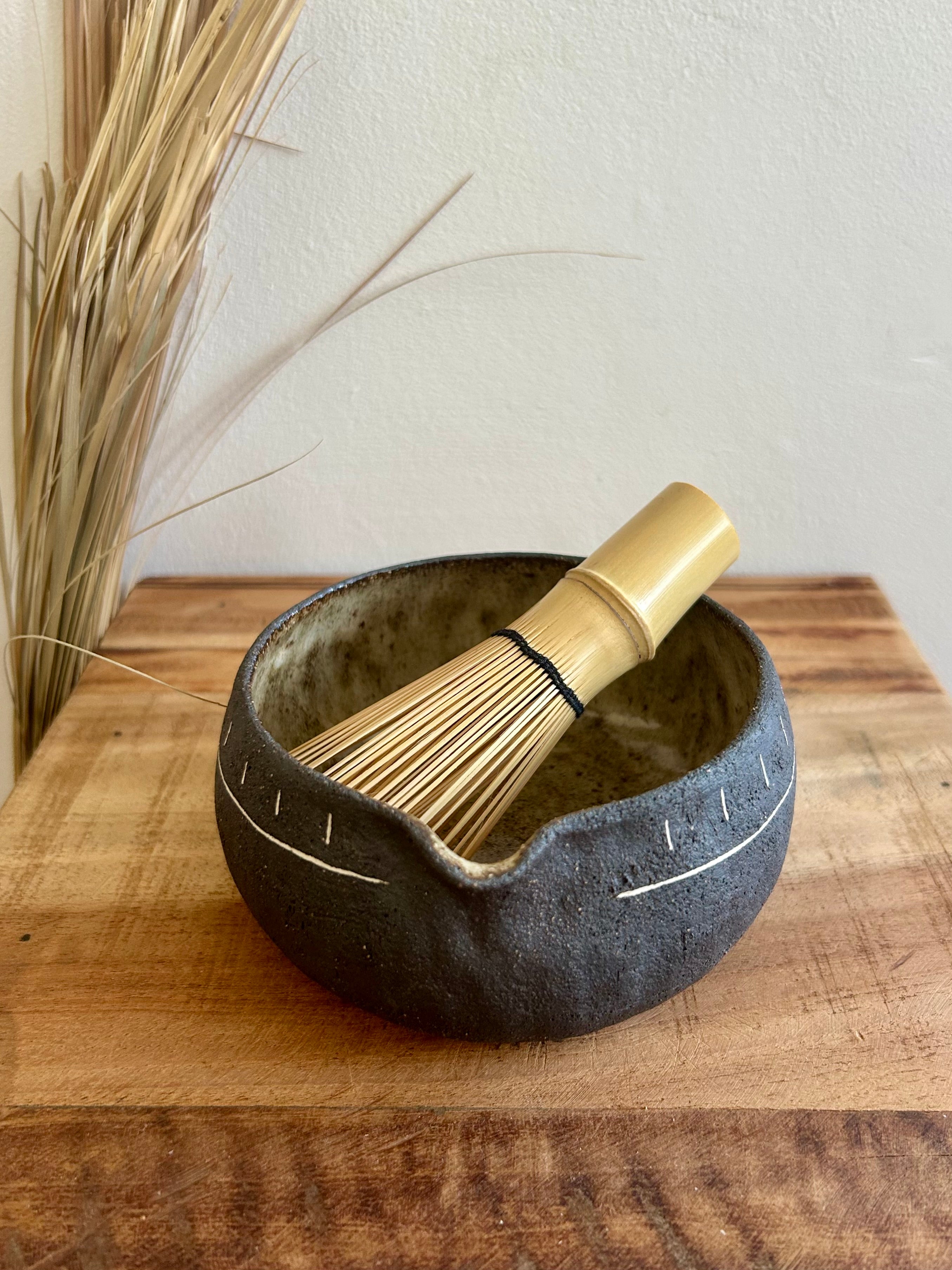 Czarka do Matcha – Ręcznie Robiona Ceramika | Seria White Horizon 330ml - Alike Pottery Studio