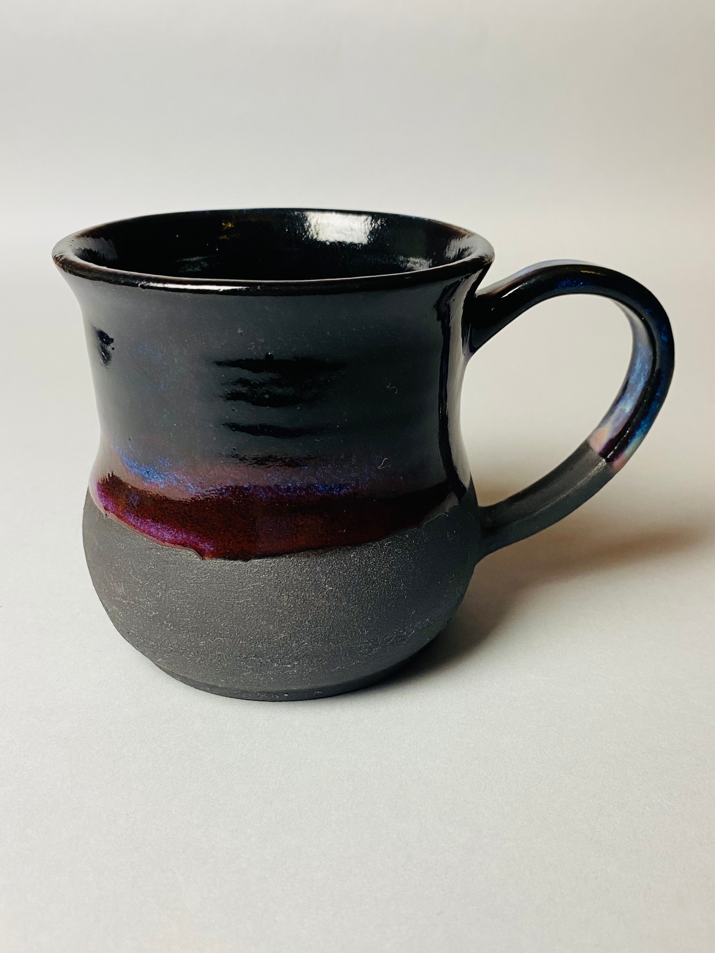 Kubek z brzuszkiem gwiaździsta noc nr 2