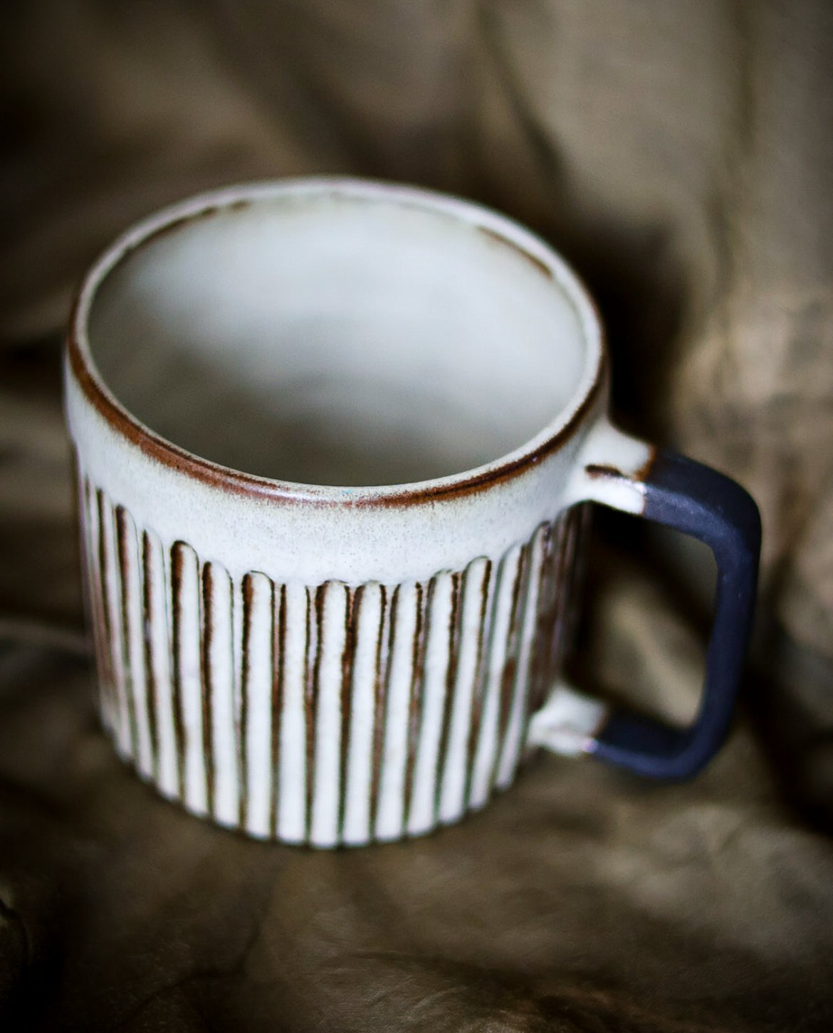 Kubki z ryflowaniem Takachiho i Aoshima (250-500ml) - Alike Pottery Studio