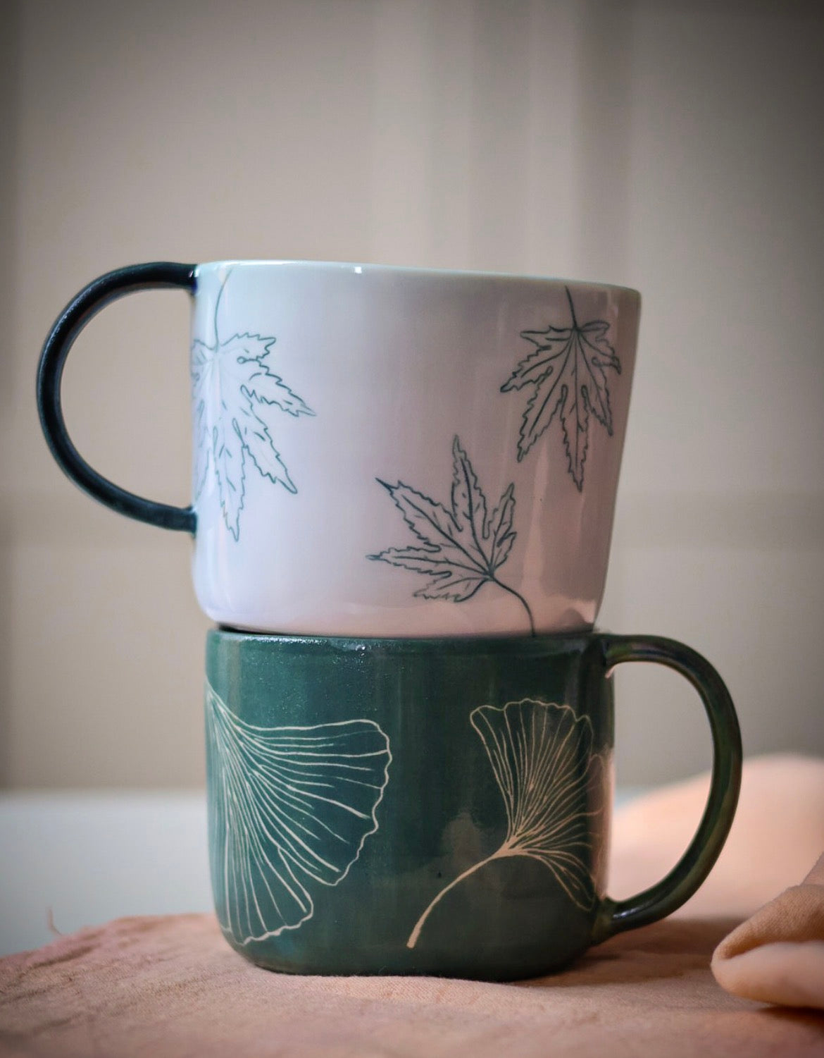 Kolekcja Happa - Porcelanowe kubki sgraffito i mishima