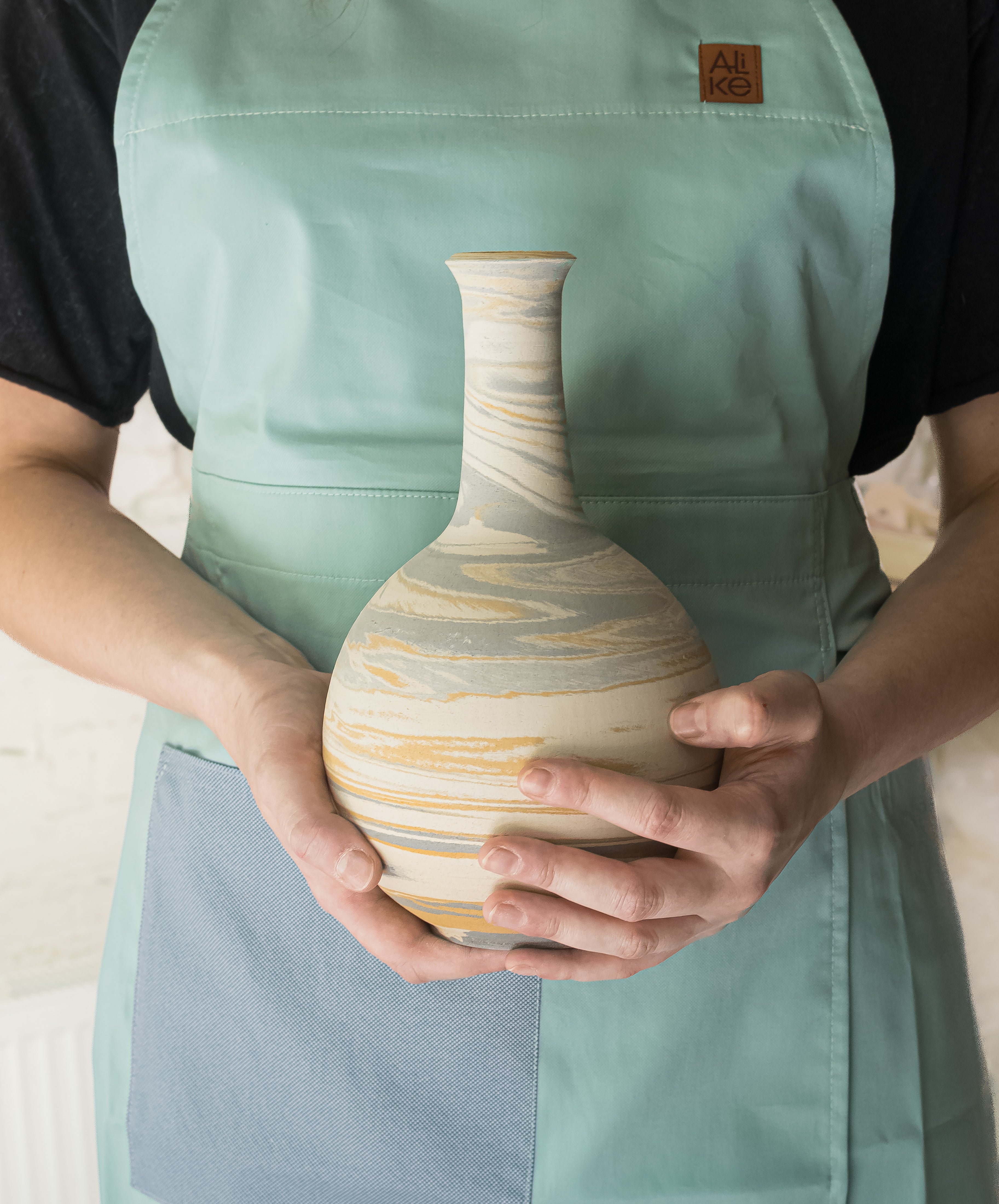 Fartuch garncarski Turquoise Light - Alike Pottery Studio