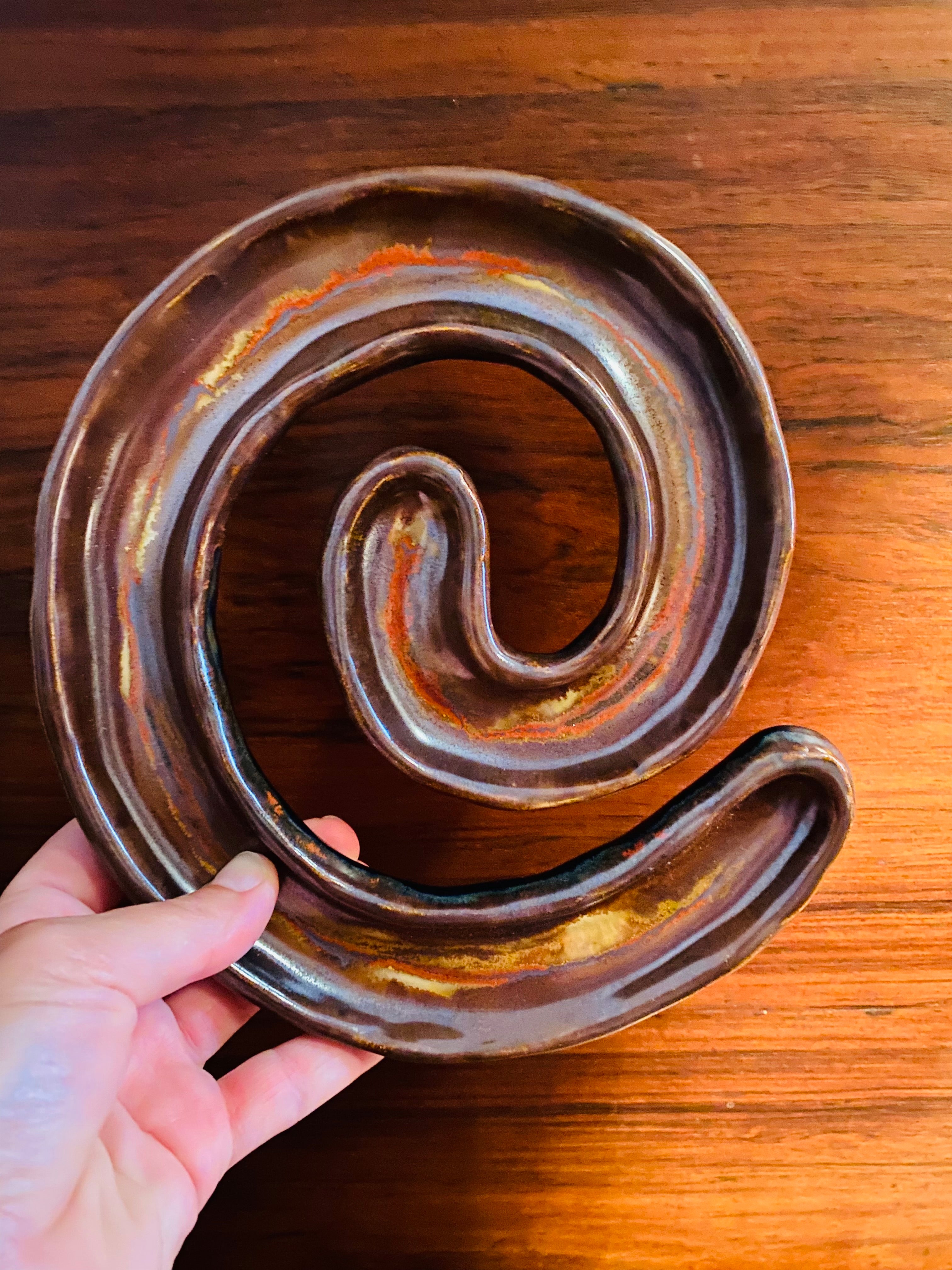 Ceramiczne naczynie na oliwki Spiral