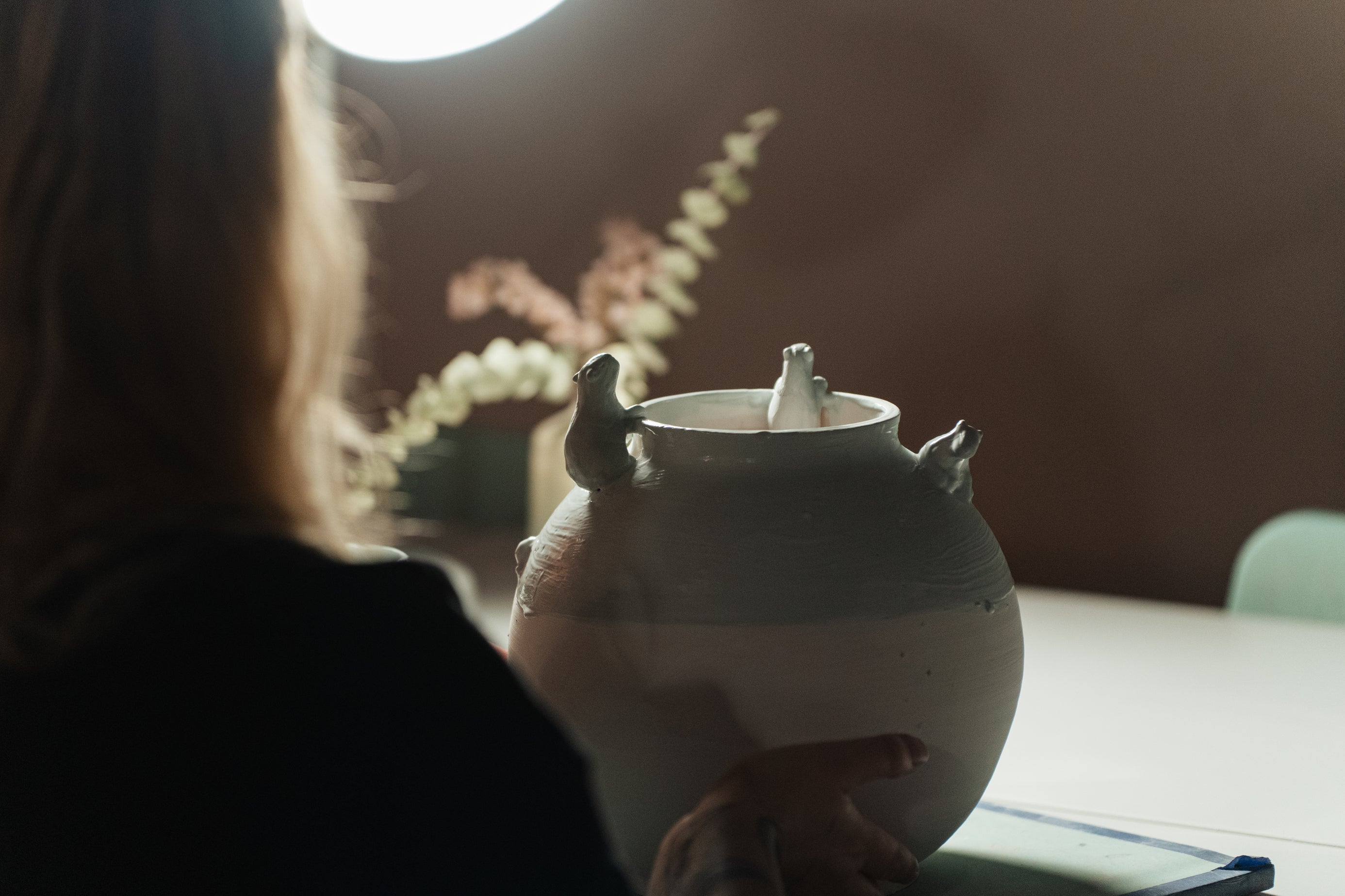 Ceramika w kadrze - Alike Pottery Studio