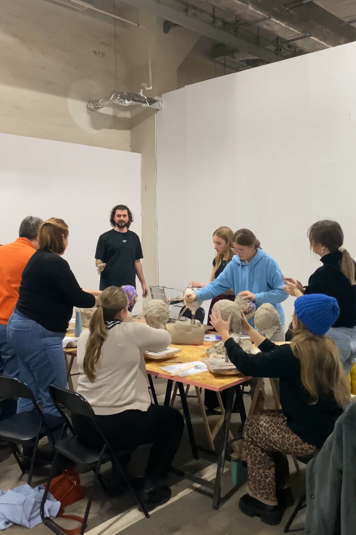 Rzeźba z Panem od Gliny - Alike Pottery Studio