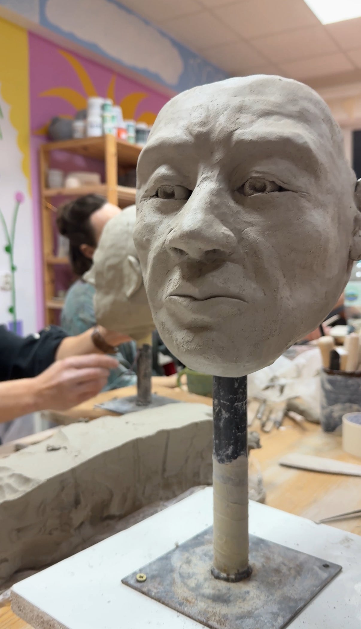 Rzeźba z Panem od Gliny - Alike Pottery Studio
