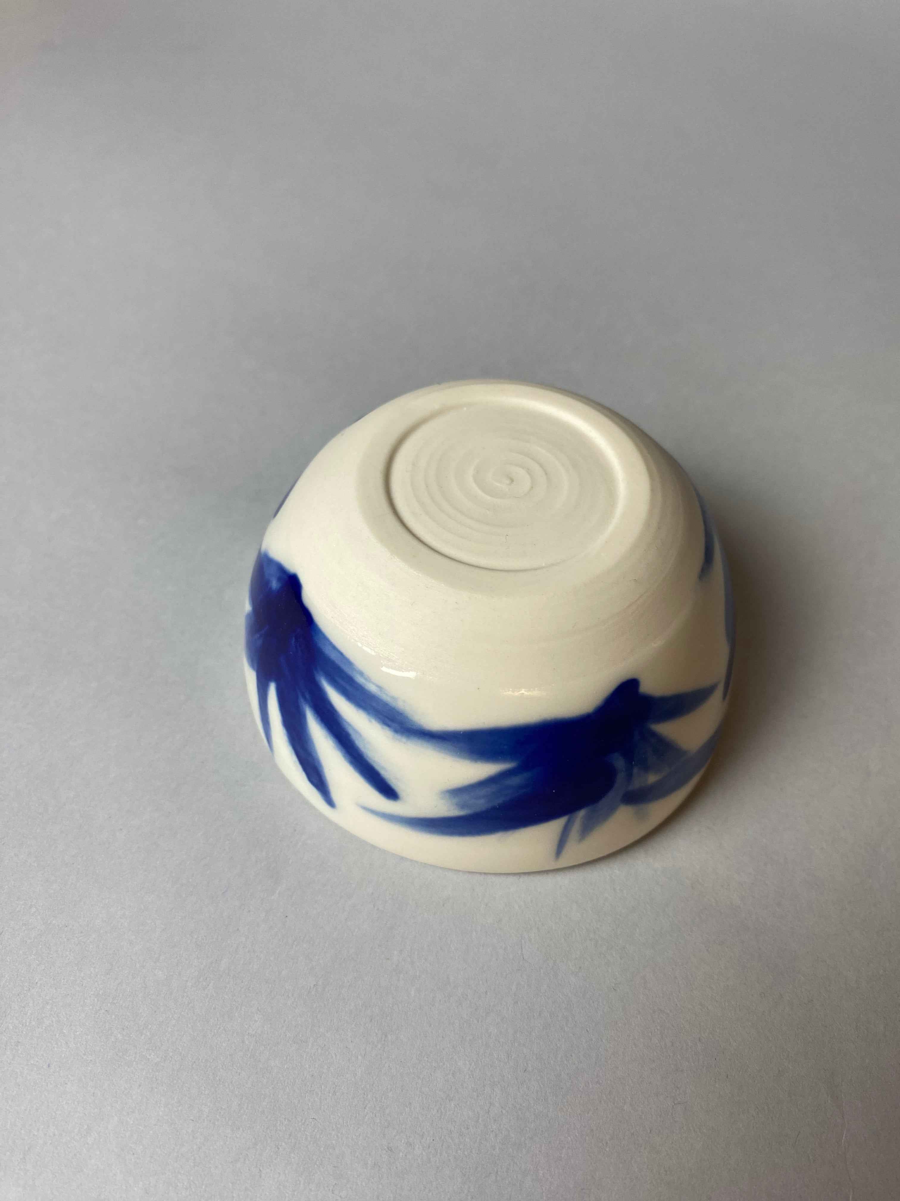 Czarka z porcelany malowana nr 5