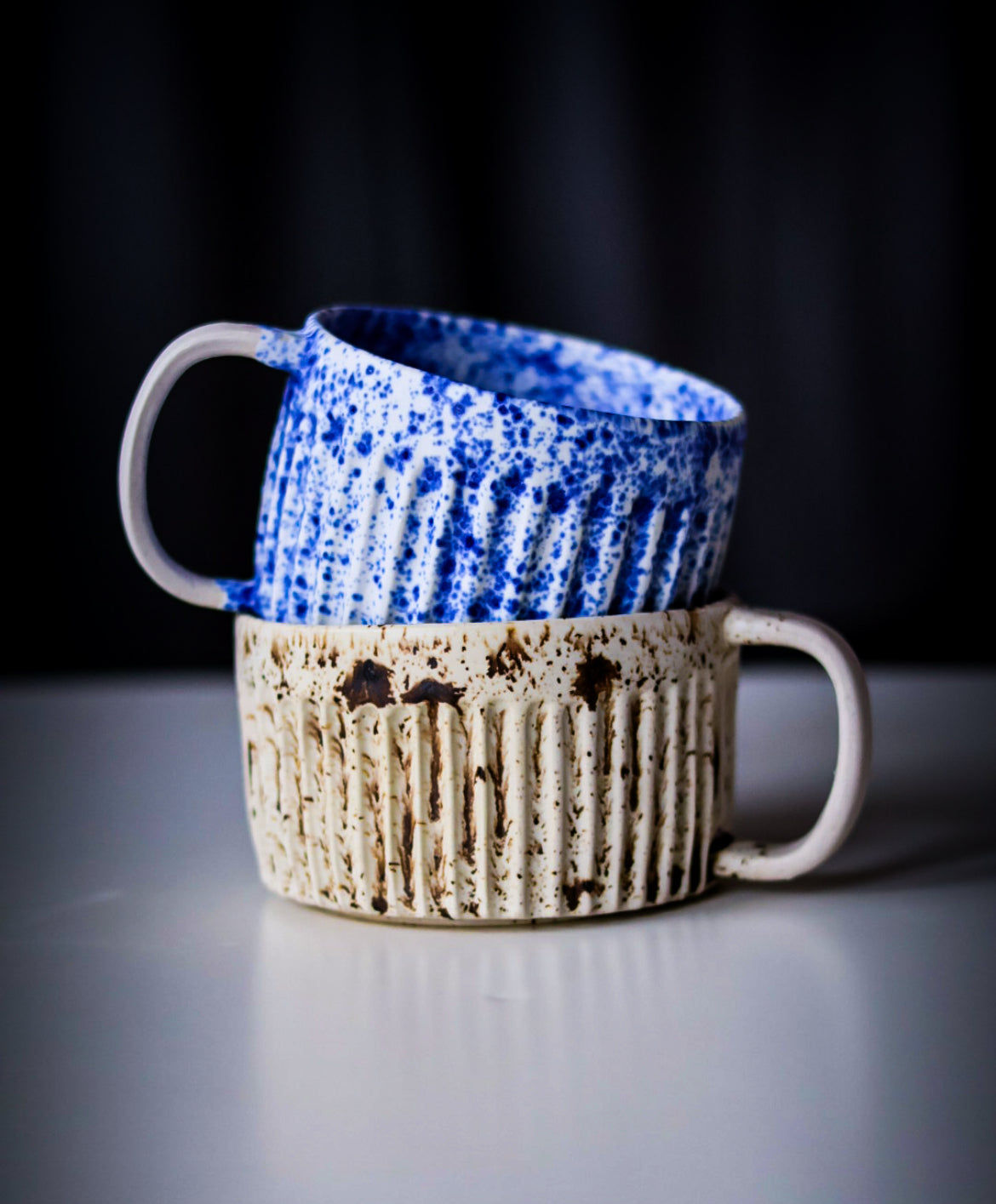 Kubki z ryflowaniem Takachiho i Aoshima (250-500ml) - Alike Pottery Studio