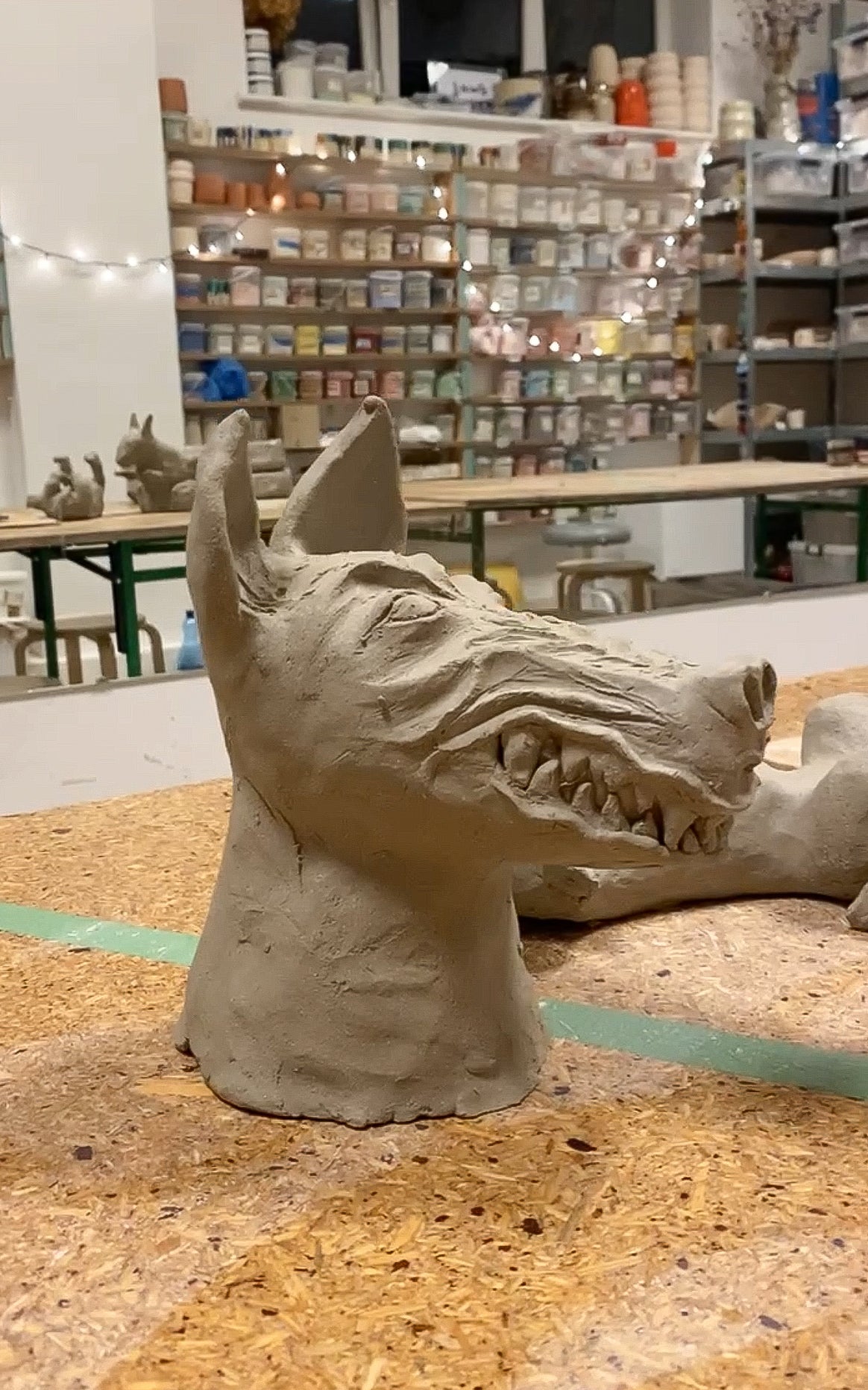 Rzeźba z Panem od Gliny - Alike Pottery Studio
