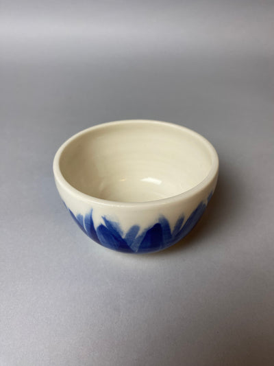 Czarka z porcelany malowana nr 4 - Alike Pottery Studio