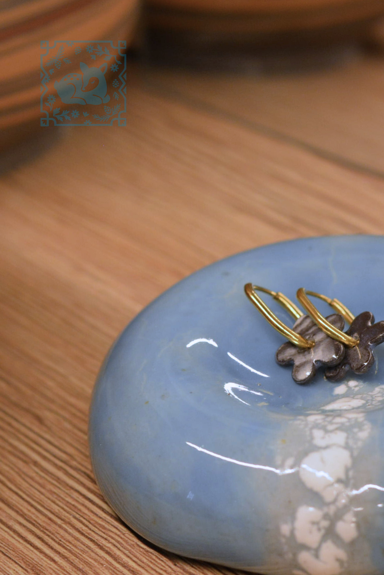 Kolczyki czarne kwiatki z barwionej porcelany w technice nerikomi #15 - Alike Pottery Studio