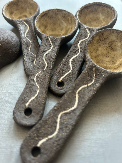 Ręcznie robiona ceramiczna łyżeczka – do kawy, soli i przypraw