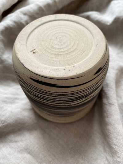 Kubek w paski - Alike Pottery Studio