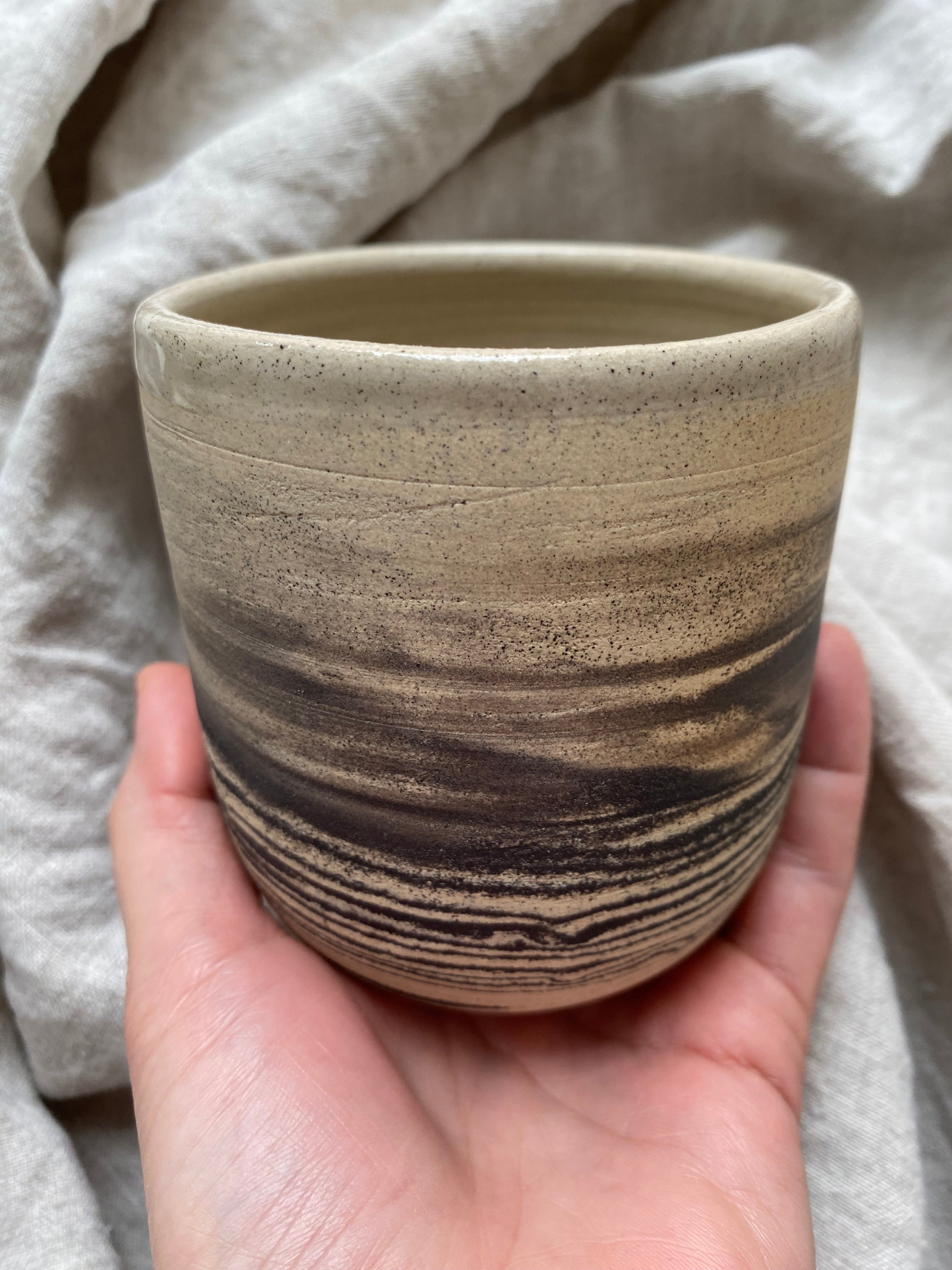 Kubek w paski - Alike Pottery Studio