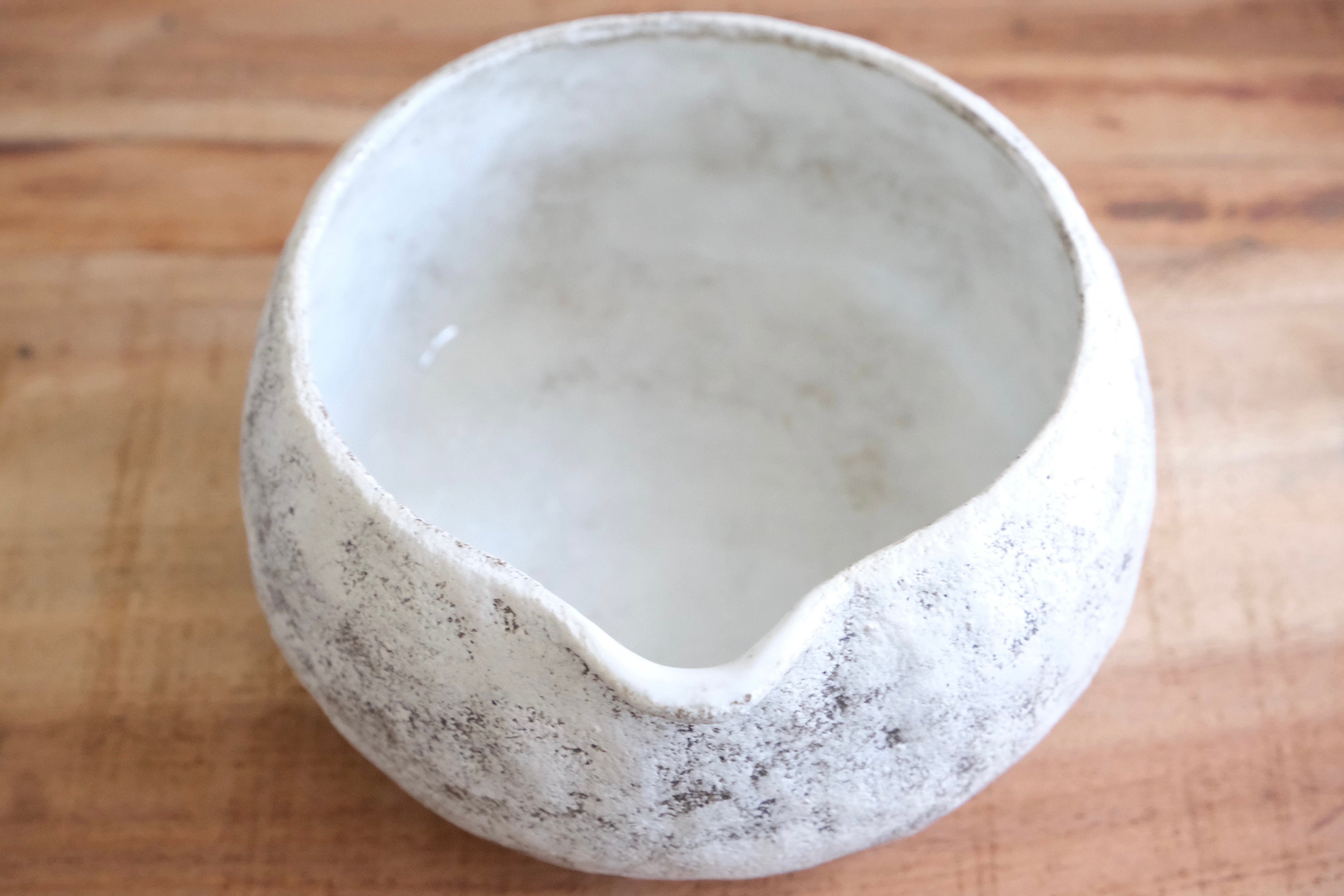 Czarka do Matcha z Dzióbkiem – Ręcznie Robiona Ceramika, Styl Chawan | Kamionka Wabi Sabi | 400ml