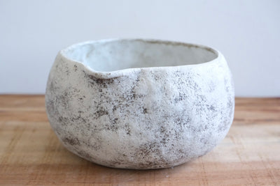 Czarka do Matcha z Dzióbkiem – Ręcznie Robiona Ceramika, Styl Chawan | Kamionka Wabi Sabi | 400ml
