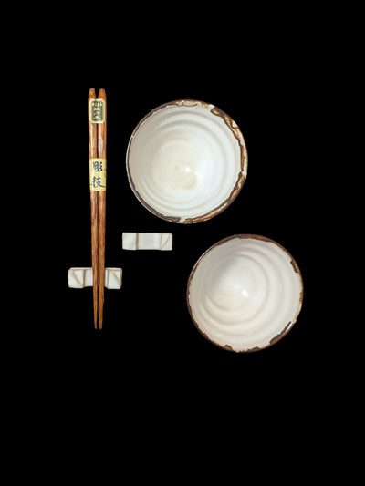 Zestaw dwóch miseczek z podstawkami pod pałeczki. Kobachi + Hashioki - Alike Pottery Studio