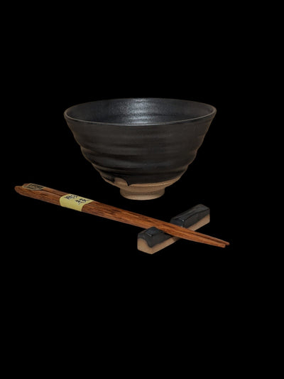 Miska do ryżu z podstawką na pałeczki. Donburi + Hashioki. - Alike Pottery Studio