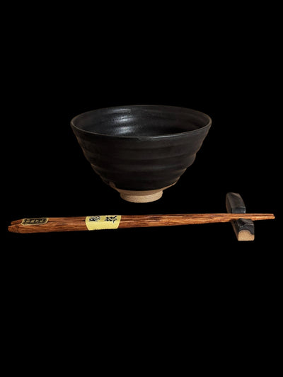 Miska do ryżu z podstawką na pałeczki. Donburi + Hashioki. - Alike Pottery Studio