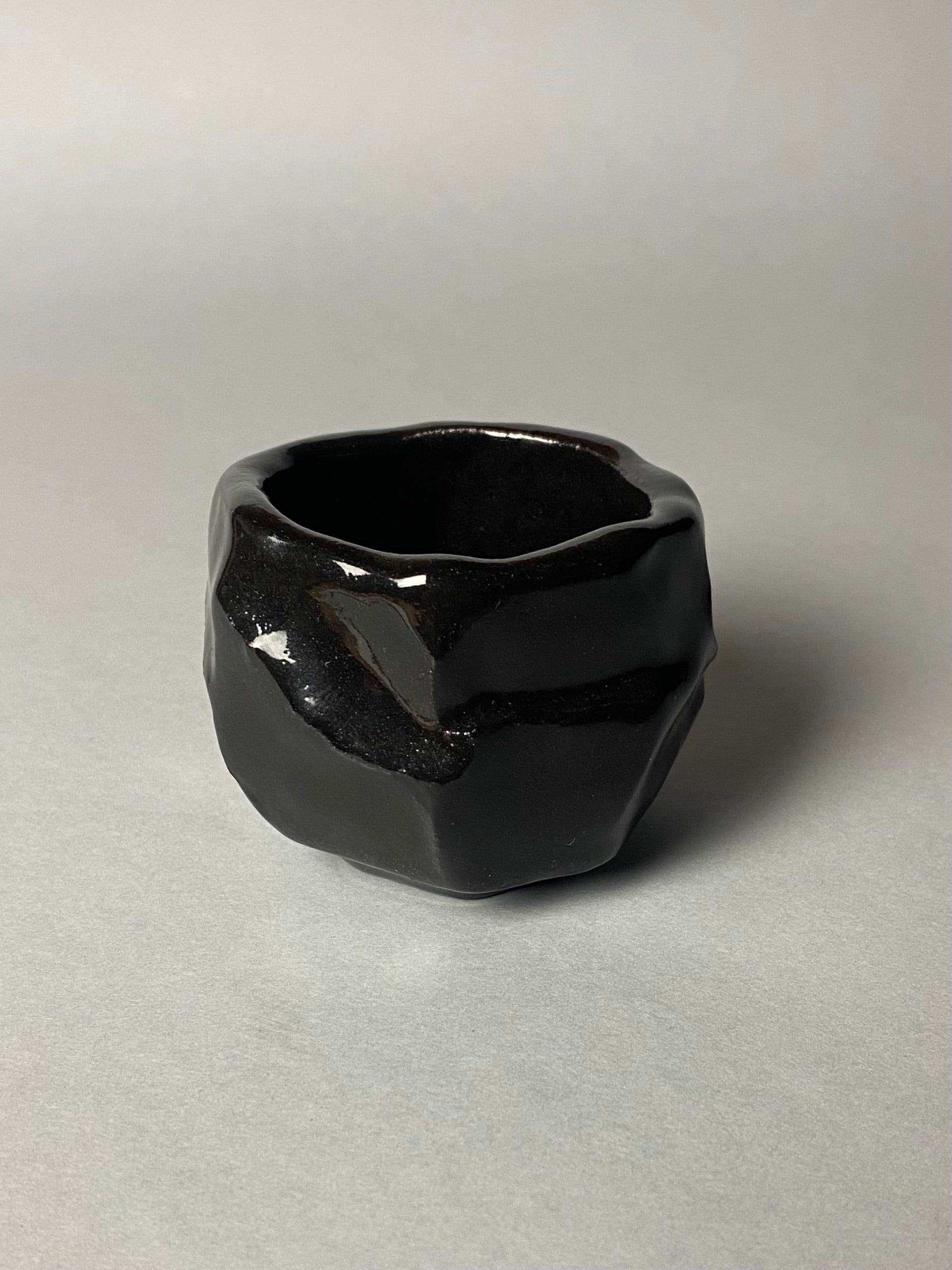 Czarna czarka kurinuki mała