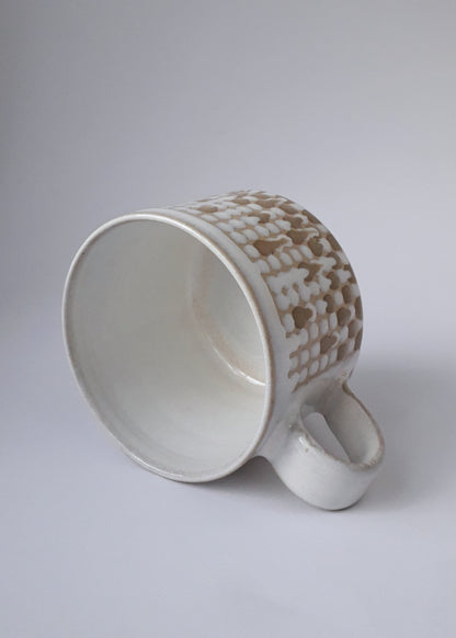 Kubek sensoryczny "Topione serduszka"