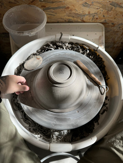 Warsztaty indywidualne na kole garncarskim - Alike Pottery Studio