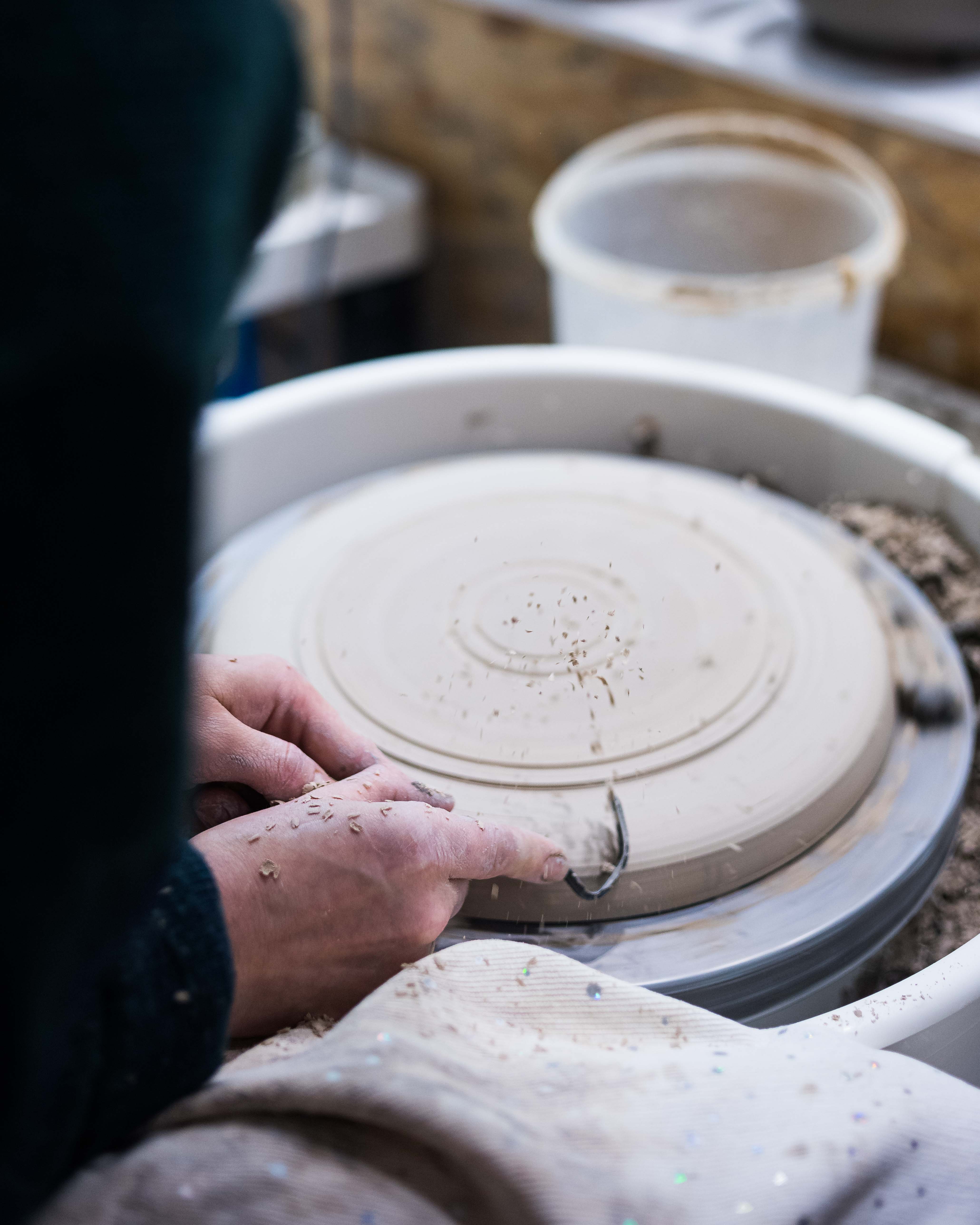 Alike Pottery Studio – ceramika, warsztaty i rękodzieło