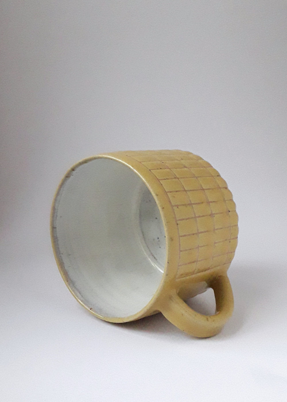 Kubek sensoryczny "Miodowe kafle" - Alike Pottery Studio