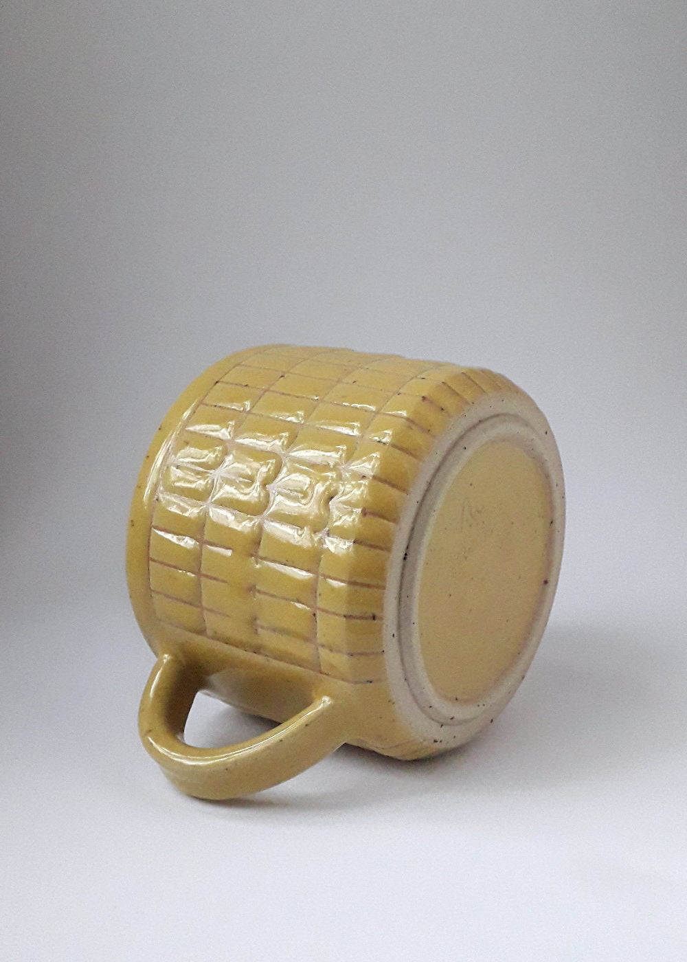 Kubek sensoryczny "Miodowe kafle" - Alike Pottery Studio