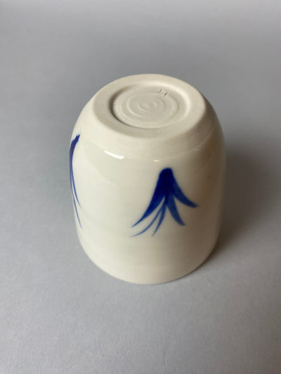 Czarka z porcelany malowana nr 3 - Alike Pottery Studio