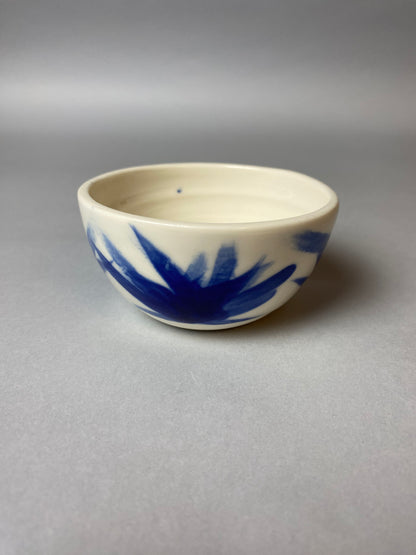 Czarka z porcelany malowana nr 5