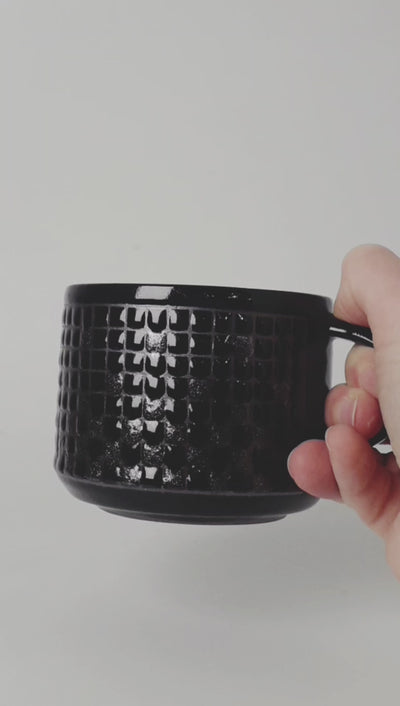 Kubek sensoryczny "Światło i mrok"