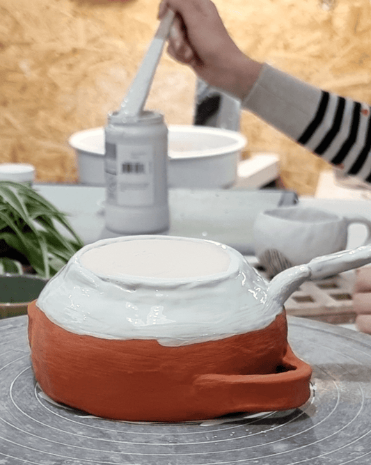 Warsztaty ceramiczne ze szkliwienia Amaco - Alike Pottery Studio  